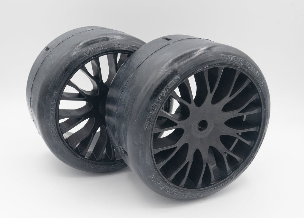GRP GWX05-XM1 1:5 TC  Slick X-TECH Soft Compound Tire Black Wheel (2)