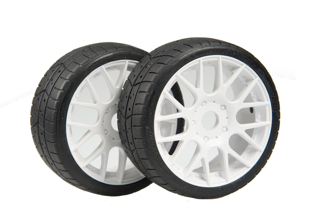 Sweep Racing 40245E415 1:8 GT Belted Treaded EXP 45 Shore White Spoke Rim (2)