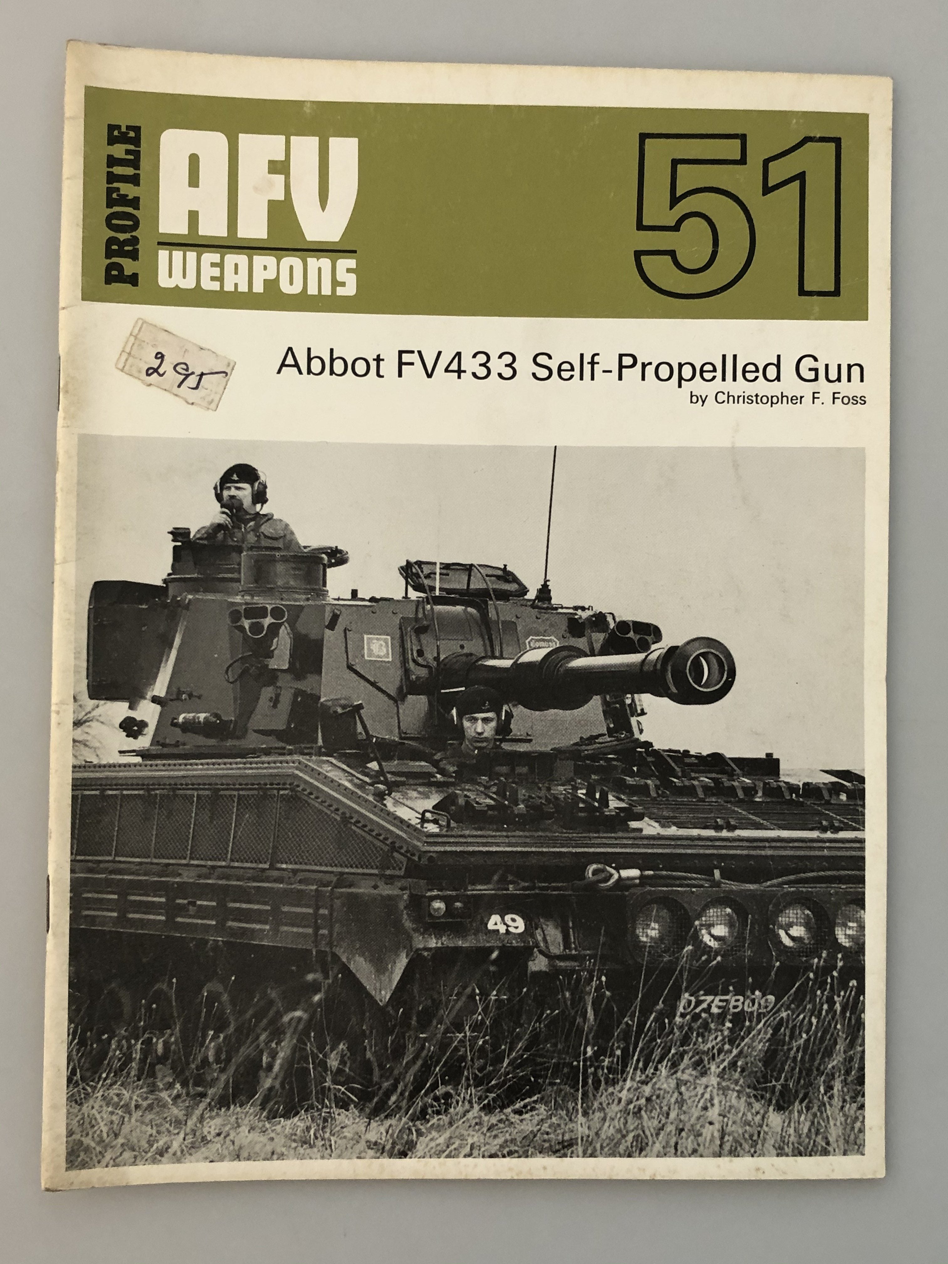 AFV 51 Abbot FV433 Self-Propelled Gun Profile Publications (Box 9) AFV51